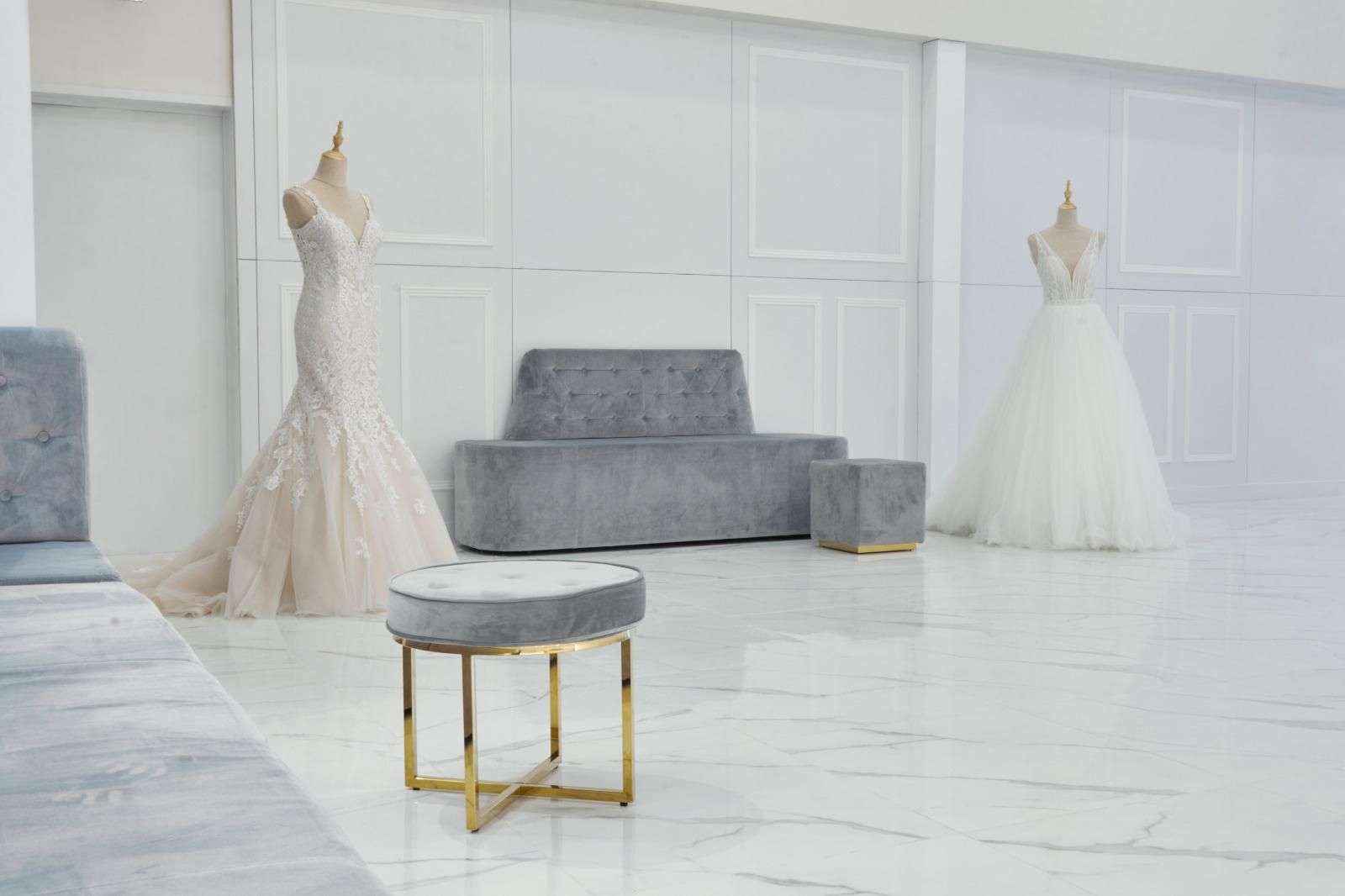 La firma Atelier de Bodas abre, en plena pandemia, el mayor outlet nupcial de Madrid