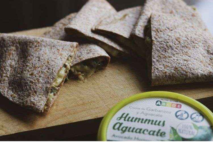 Taste Shukran propone tres recetas con hummus de aguacate para reponer energía tras el entrenamiento diario