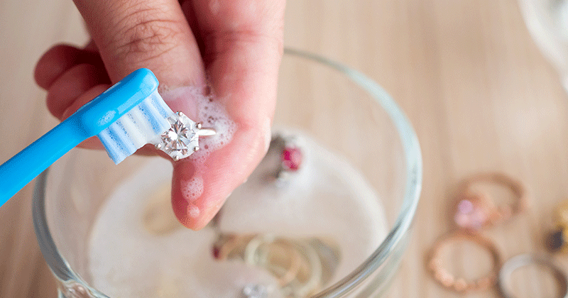 ¿Cómo limpiar las Joyas de Plata en casa?