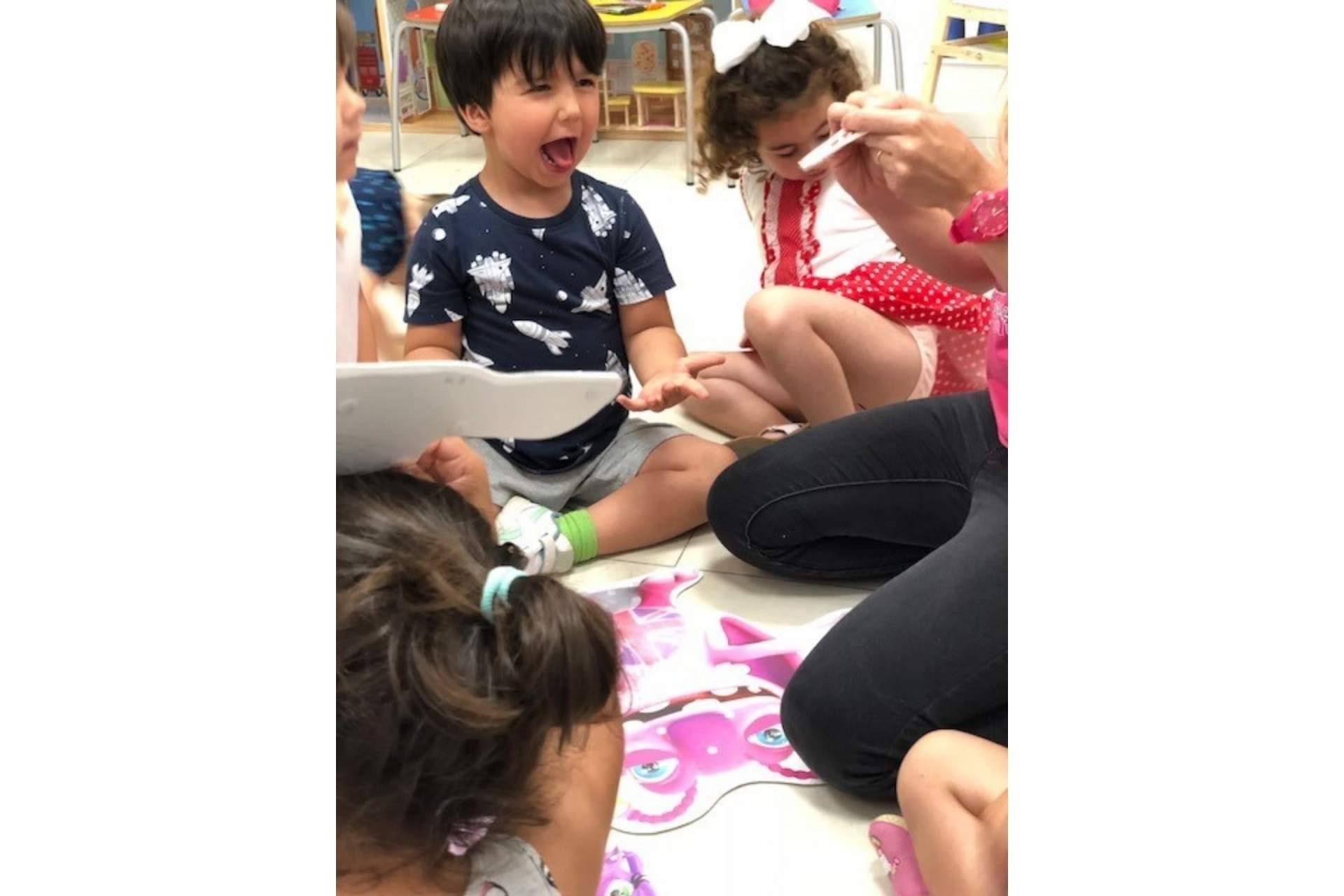 Aprender inglés de la manera más completa posible gracias a la academia para niños Ale Kids