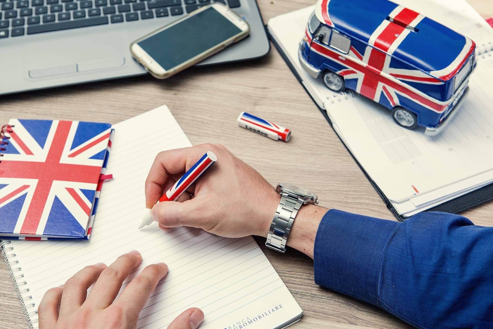 La razón por la que los españoles no hablan inglés de forma fluida