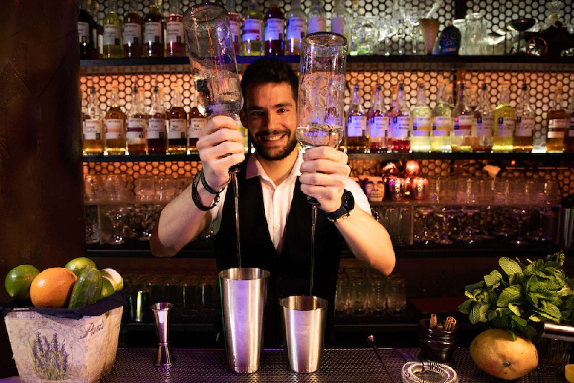 ¿Dónde realizar un curso profesional de Bartender?: ESCOM