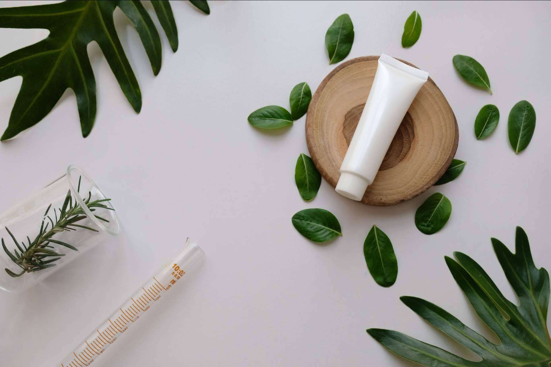 La línea de productos con ácido hialurónico de L'INFINITO Cosmetics