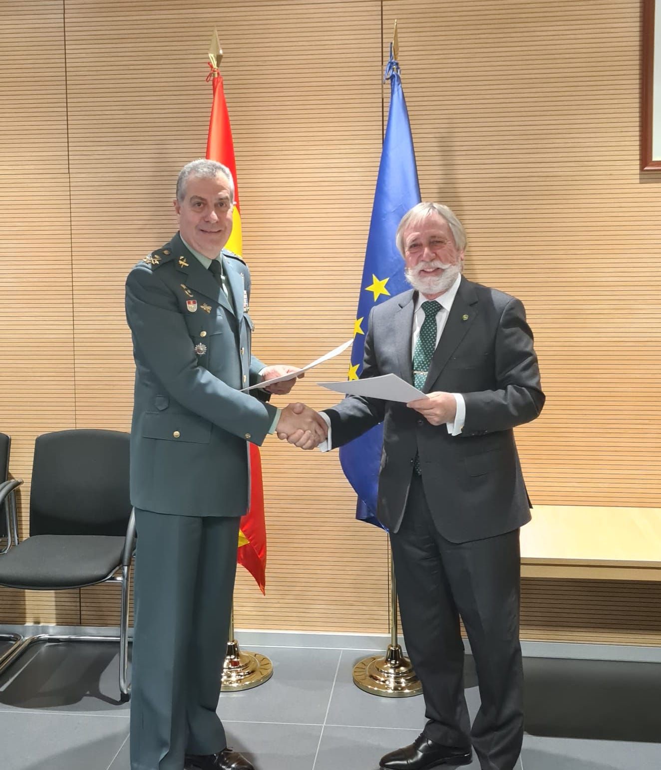 La Guardia Civil y Marinas de España ponen en marcha una iniciativa pionera para reforzar la seguridad en los puertos deportivos